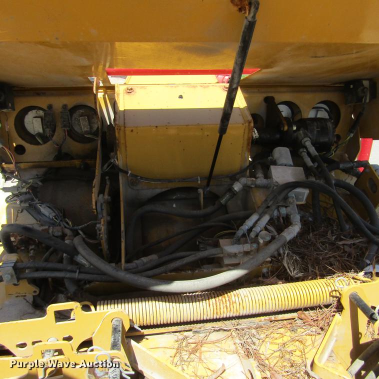 image for item DD2700 2007 Vermeer BC1500 wood chipper