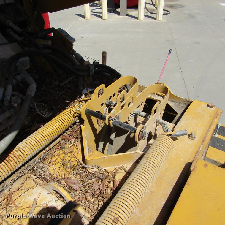 image for item DD2700 2007 Vermeer BC1500 wood chipper