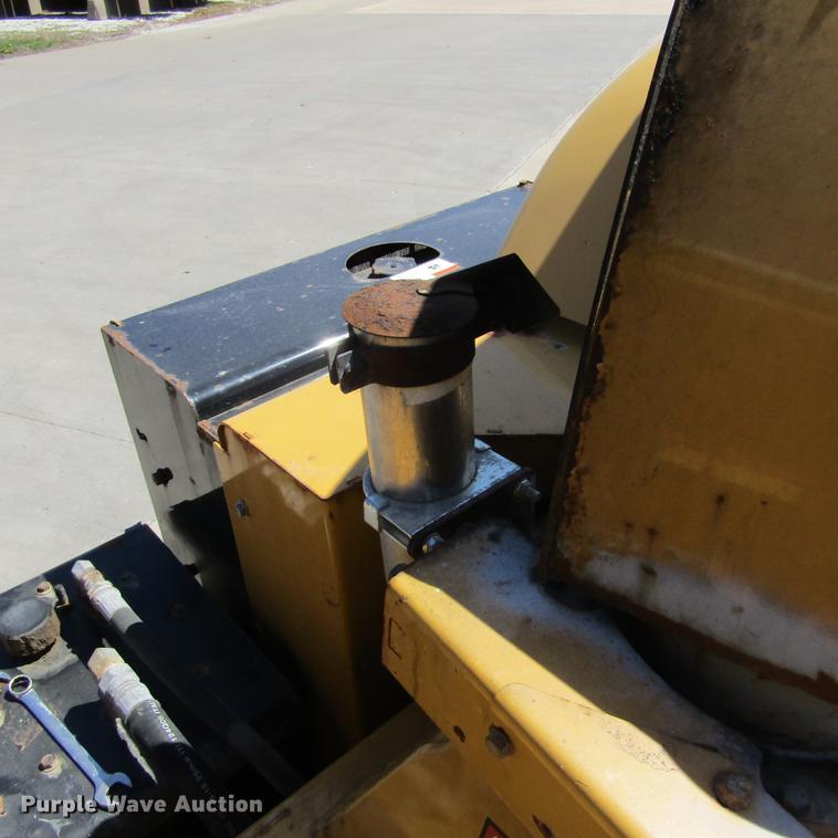 image for item DD2700 2007 Vermeer BC1500 wood chipper