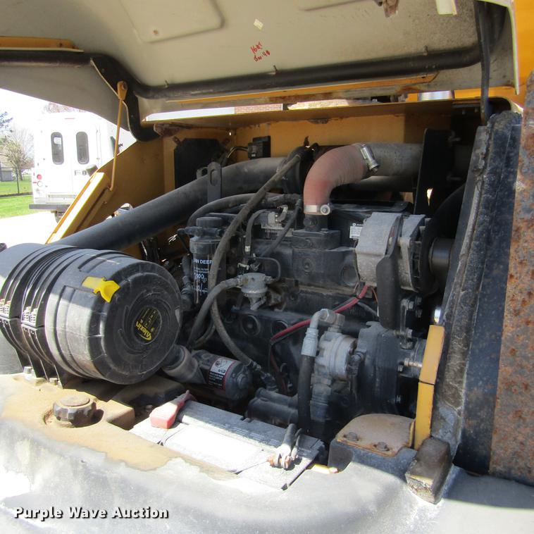 image for item DD2700 2007 Vermeer BC1500 wood chipper