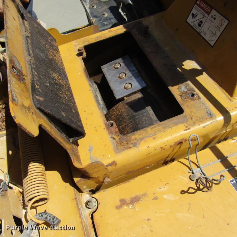 image for item DD2700 2007 Vermeer BC1500 wood chipper