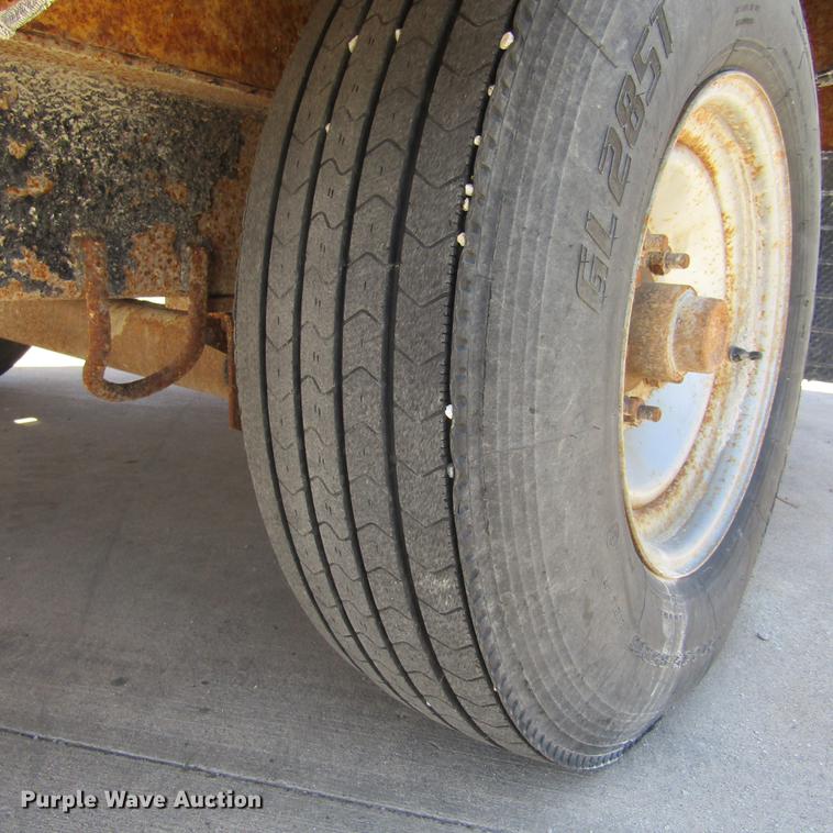 image for item DD2700 2007 Vermeer BC1500 wood chipper