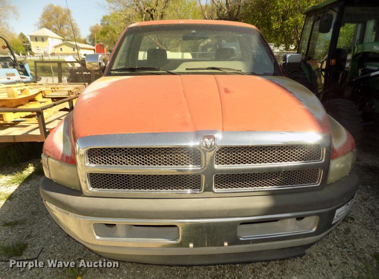 image for item DD2765 1994 Dodge Ram 1500 Laramie SLT pickup truck