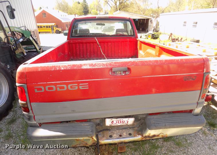 image for item DD2765 1994 Dodge Ram 1500 Laramie SLT pickup truck