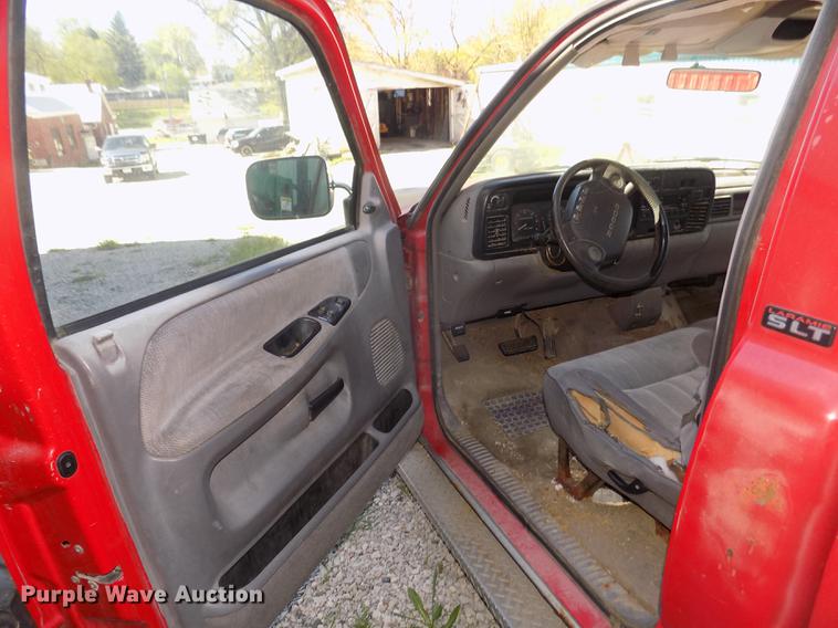 image for item DD2765 1994 Dodge Ram 1500 Laramie SLT pickup truck