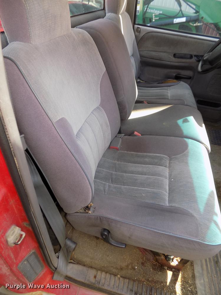 image for item DD2765 1994 Dodge Ram 1500 Laramie SLT pickup truck