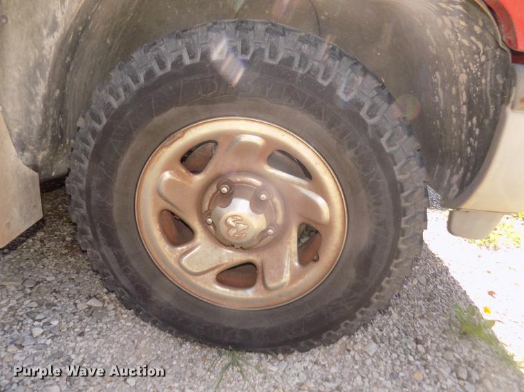 image for item DD2765 1994 Dodge Ram 1500 Laramie SLT pickup truck