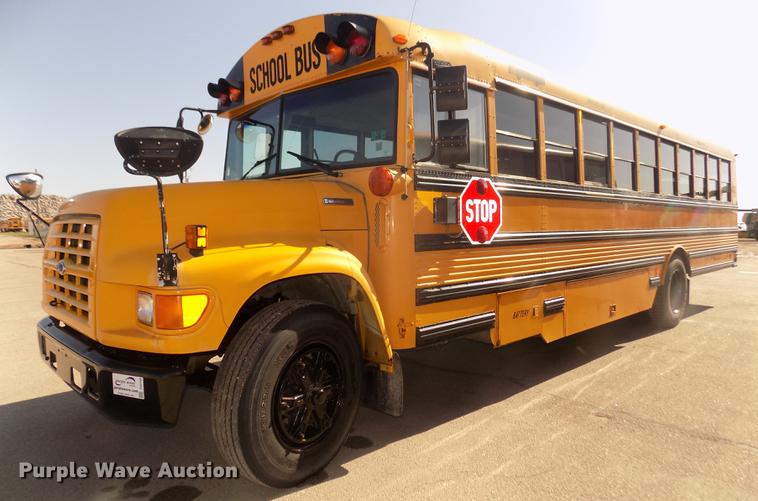 image for item DD2768 1996 Ford B800 Thomas school bus