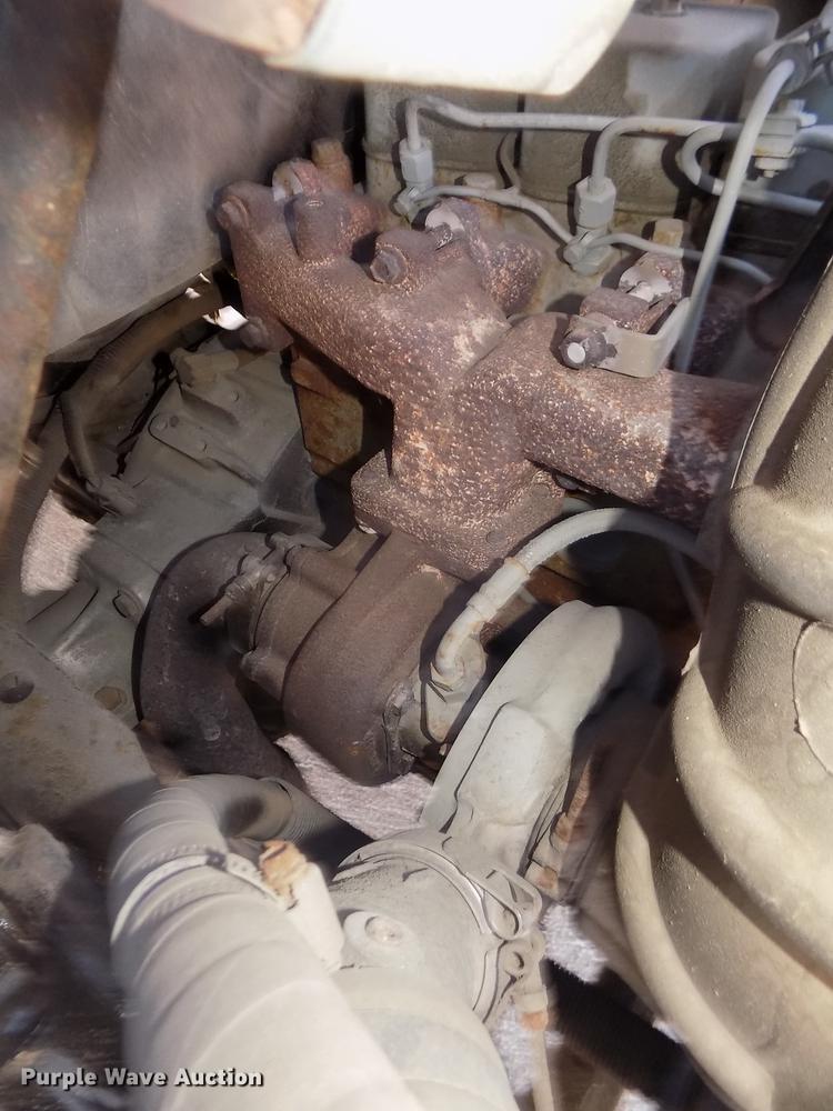 image for item DD2768 1996 Ford B800 Thomas school bus