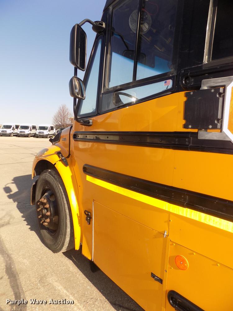 image for item DD2769 2007 Freightliner Thomas Saf-T-Liner C-2 310TS school bus