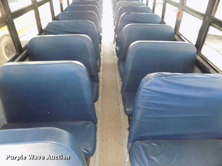 image for item DD2769 2007 Freightliner Thomas Saf-T-Liner C-2 310TS school bus