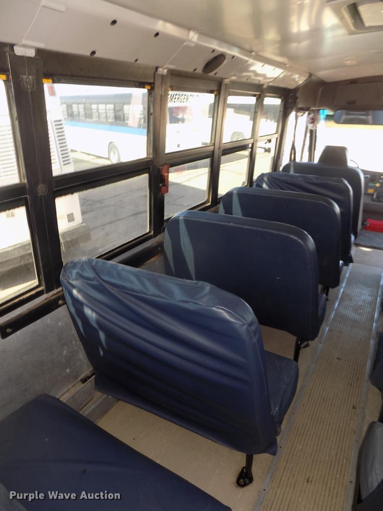 image for item DD2769 2007 Freightliner Thomas Saf-T-Liner C-2 310TS school bus