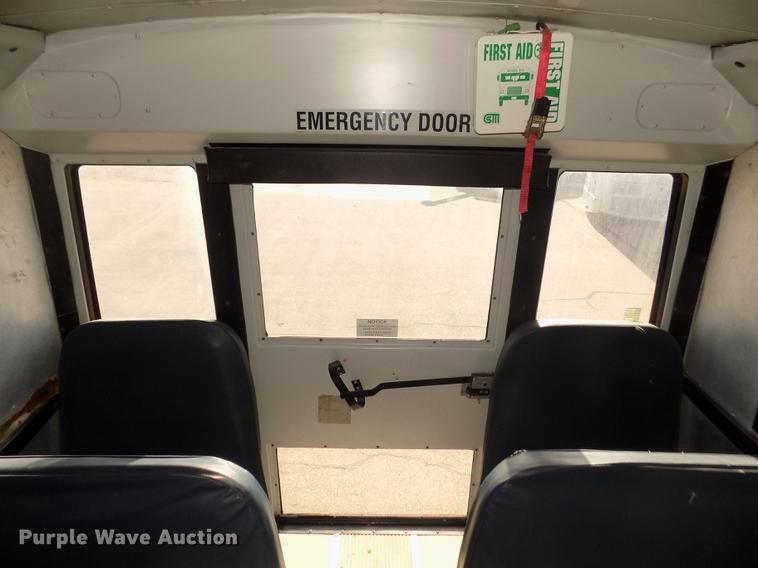 image for item DD2769 2007 Freightliner Thomas Saf-T-Liner C-2 310TS school bus