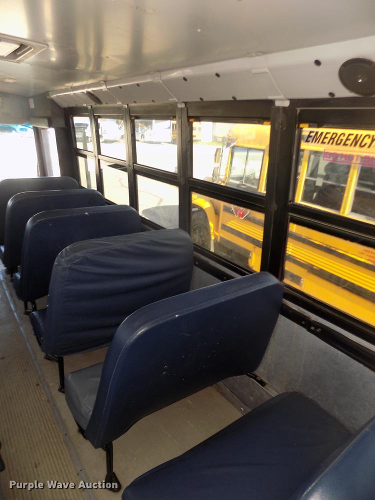 image for item DD2769 2007 Freightliner Thomas Saf-T-Liner C-2 310TS school bus