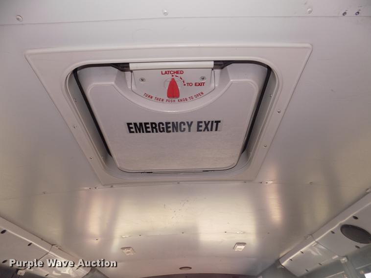 image for item DD2769 2007 Freightliner Thomas Saf-T-Liner C-2 310TS school bus