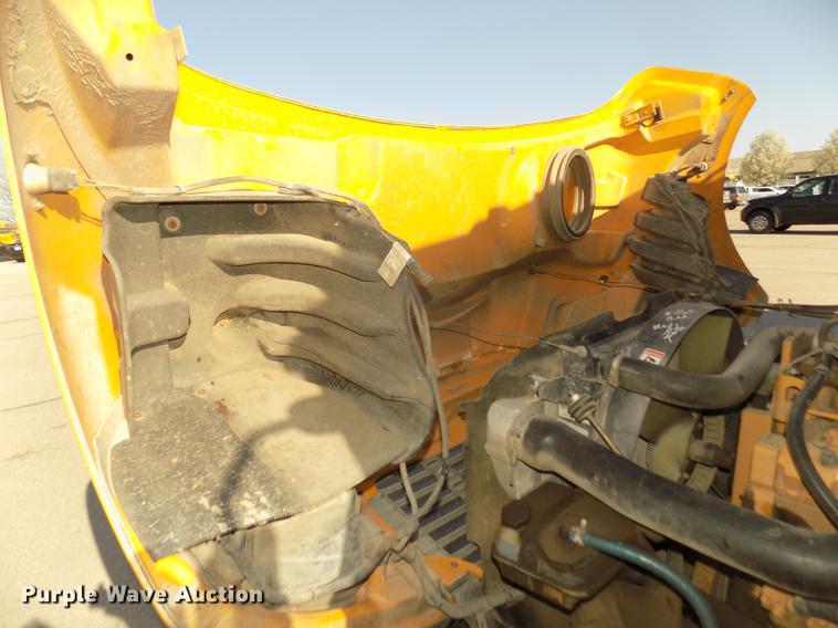 image for item DD2769 2007 Freightliner Thomas Saf-T-Liner C-2 310TS school bus