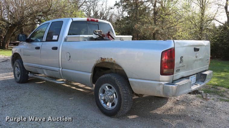 image for item DD4197 2006 Dodge Ram 2500 Quad Cab pickup truck