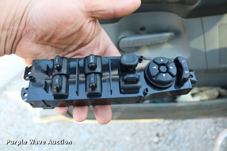 image for item DD4197 2006 Dodge Ram 2500 Quad Cab pickup truck