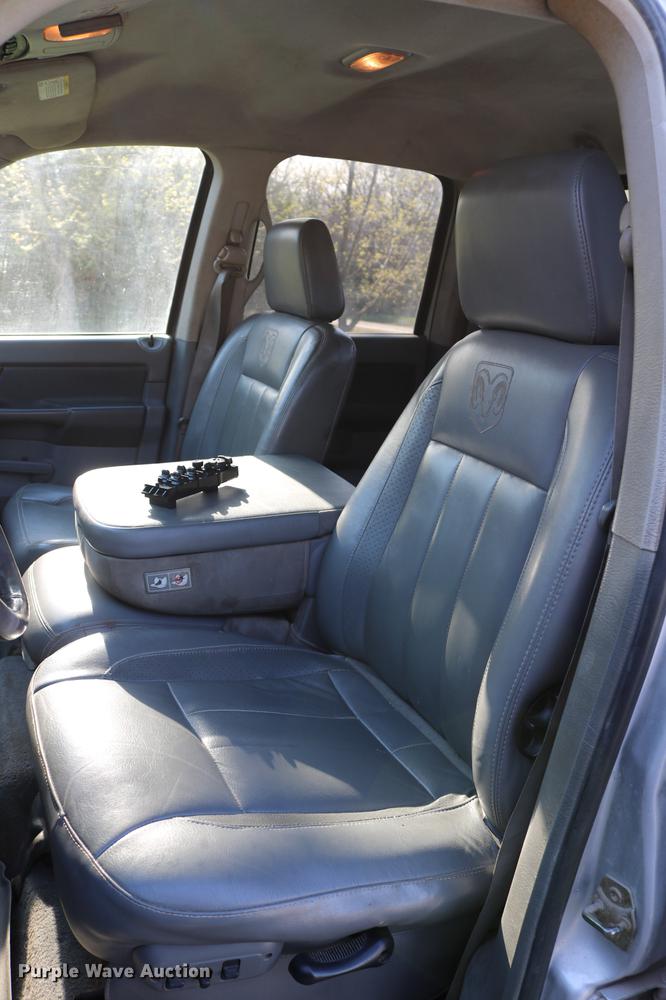 image for item DD4197 2006 Dodge Ram 2500 Quad Cab pickup truck
