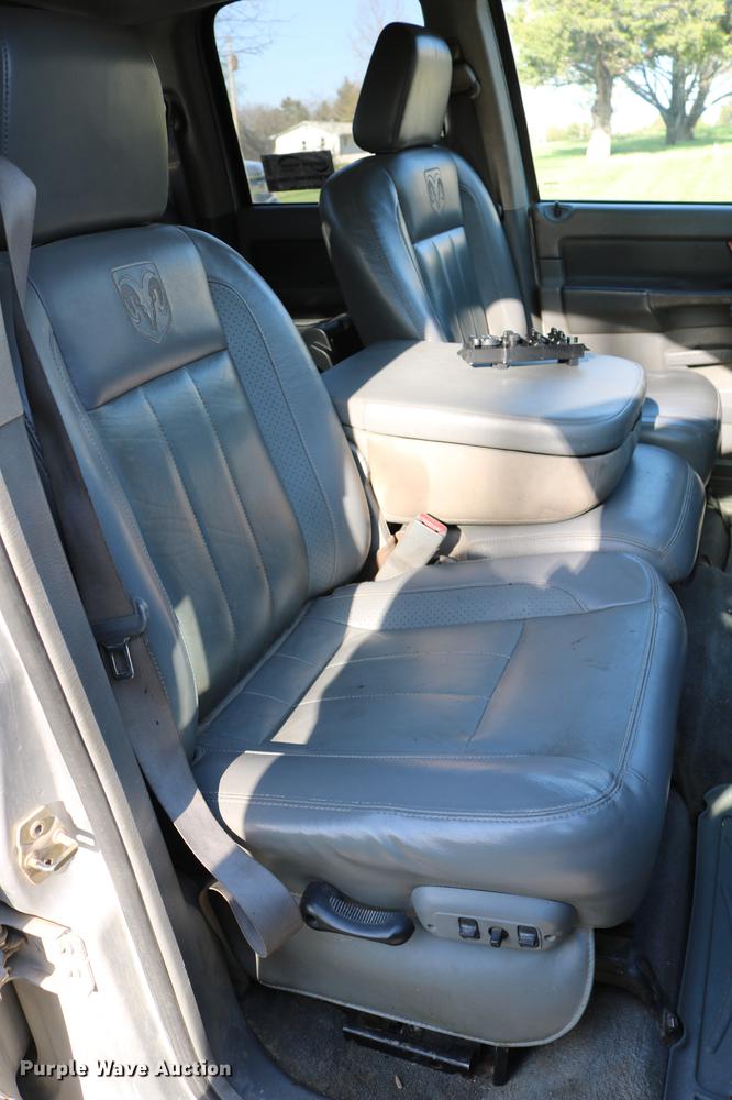 image for item DD4197 2006 Dodge Ram 2500 Quad Cab pickup truck