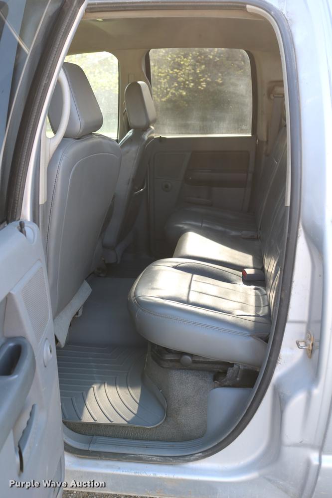 image for item DD4197 2006 Dodge Ram 2500 Quad Cab pickup truck
