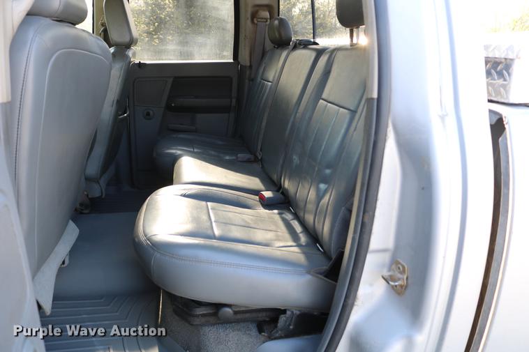 image for item DD4197 2006 Dodge Ram 2500 Quad Cab pickup truck