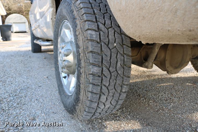 image for item DD4197 2006 Dodge Ram 2500 Quad Cab pickup truck