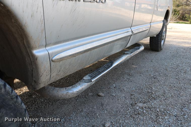 image for item DD4197 2006 Dodge Ram 2500 Quad Cab pickup truck