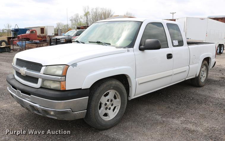 image for item DD4199 2005 Chevrolet Silverado 1500 Ext. Cab pickup truck