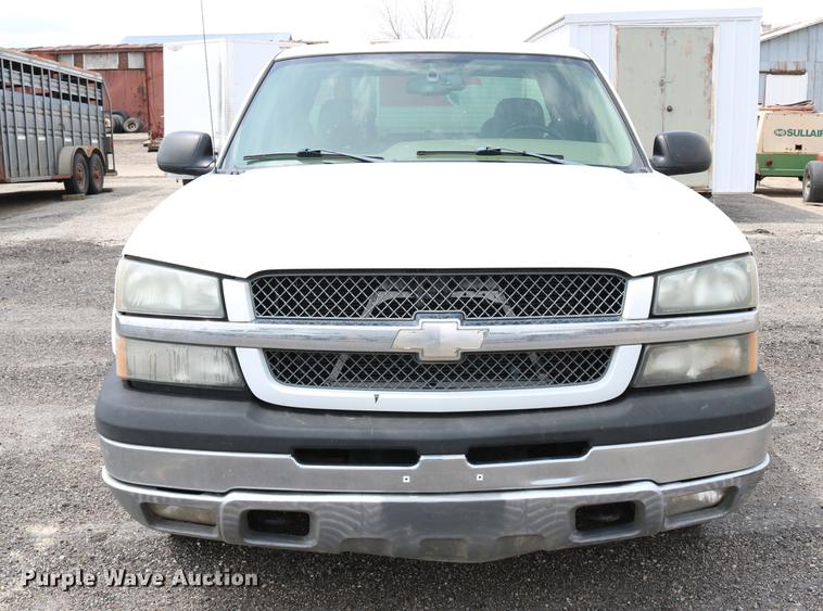 image for item DD4199 2005 Chevrolet Silverado 1500 Ext. Cab pickup truck