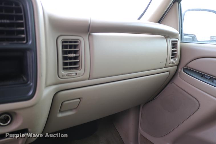 image for item DD4199 2005 Chevrolet Silverado 1500 Ext. Cab pickup truck