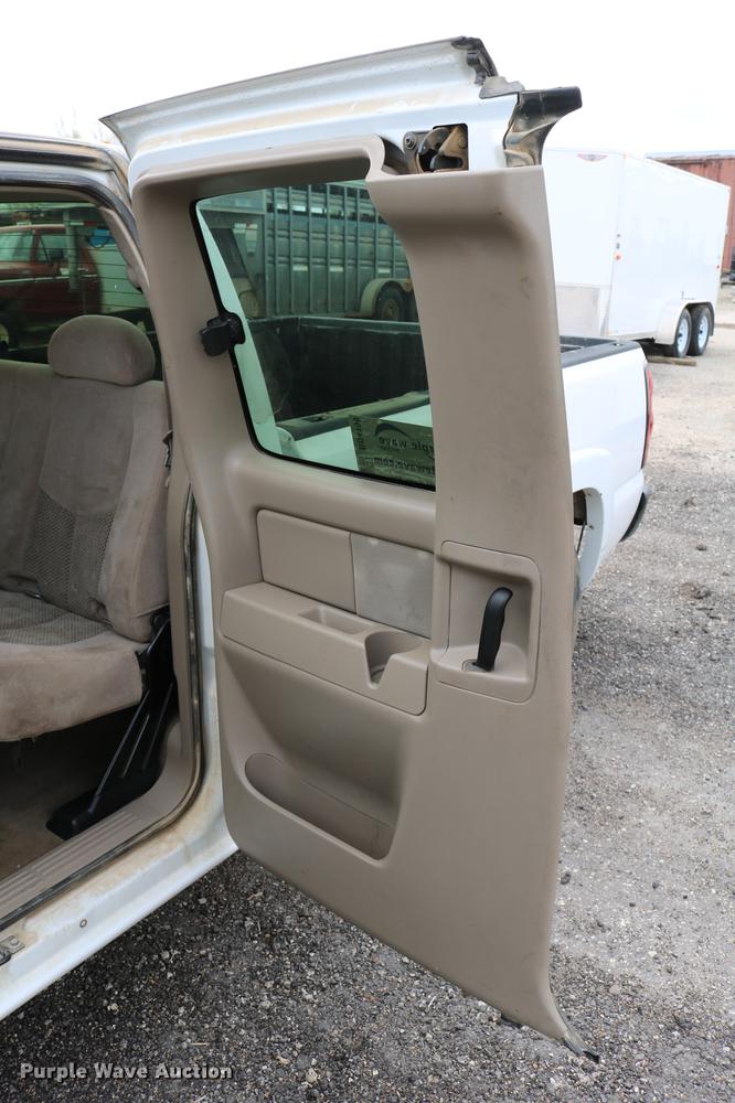 image for item DD4199 2005 Chevrolet Silverado 1500 Ext. Cab pickup truck