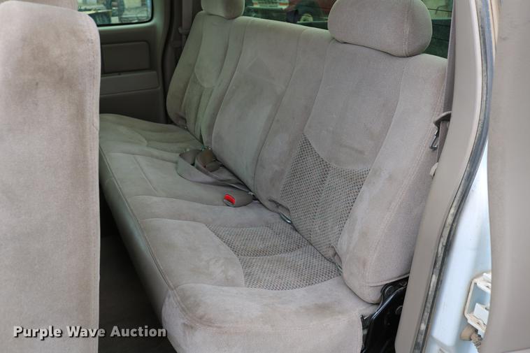 image for item DD4199 2005 Chevrolet Silverado 1500 Ext. Cab pickup truck