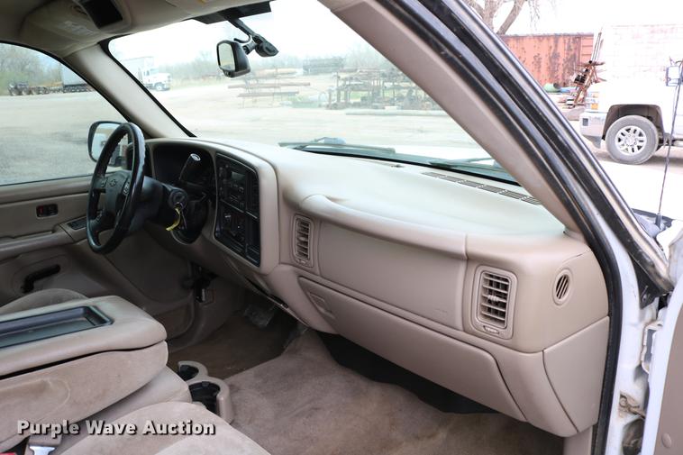 image for item DD4199 2005 Chevrolet Silverado 1500 Ext. Cab pickup truck