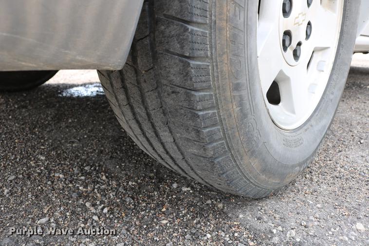 image for item DD4199 2005 Chevrolet Silverado 1500 Ext. Cab pickup truck