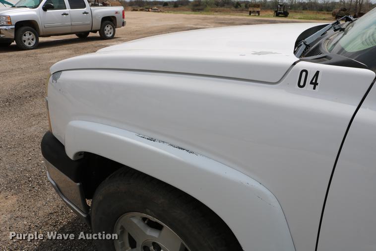image for item DD4199 2005 Chevrolet Silverado 1500 Ext. Cab pickup truck