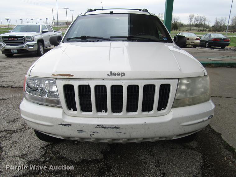 image for item DD7446 2000 Jeep Grand Cherokee SUV