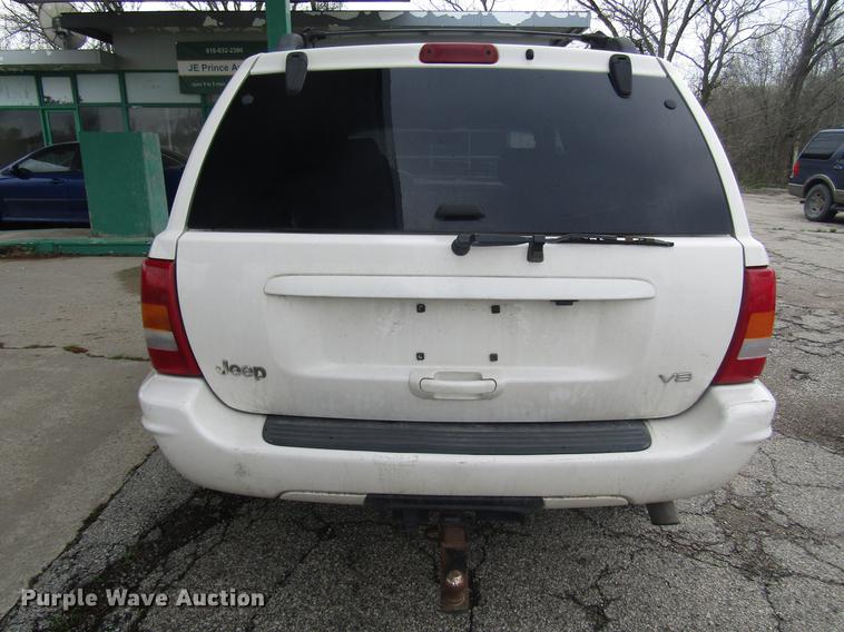 image for item DD7446 2000 Jeep Grand Cherokee SUV