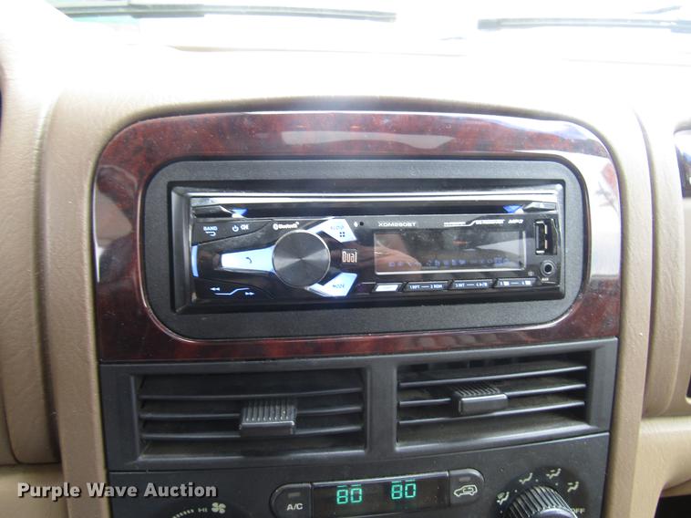 image for item DD7446 2000 Jeep Grand Cherokee SUV