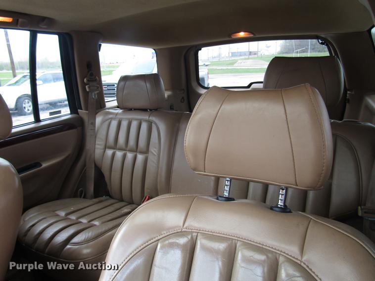 image for item DD7446 2000 Jeep Grand Cherokee SUV