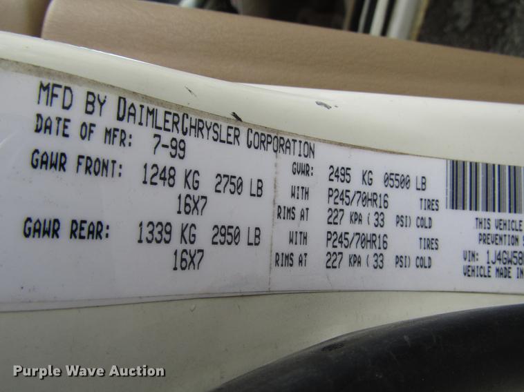 image for item DD7446 2000 Jeep Grand Cherokee SUV