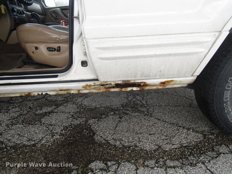 image for item DD7446 2000 Jeep Grand Cherokee SUV