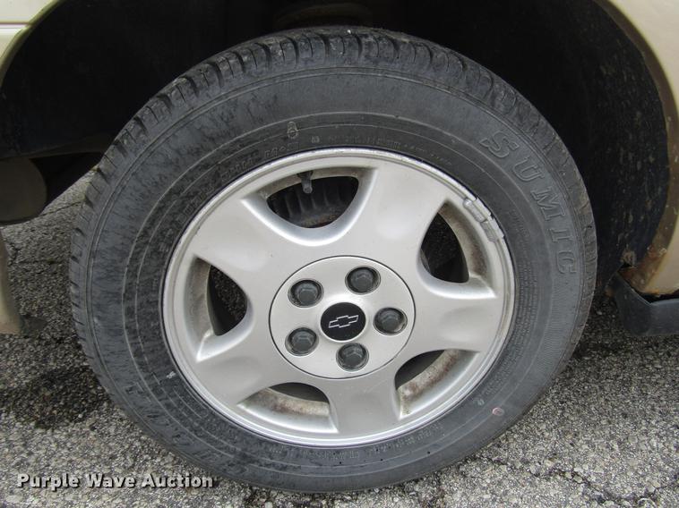 image for item DD7447 2003 Chevrolet Malibu