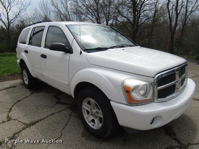 image for item DD7448 2004 Dodge Durango SLT SUV