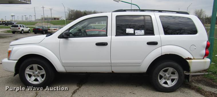 image for item DD7448 2004 Dodge Durango SLT SUV