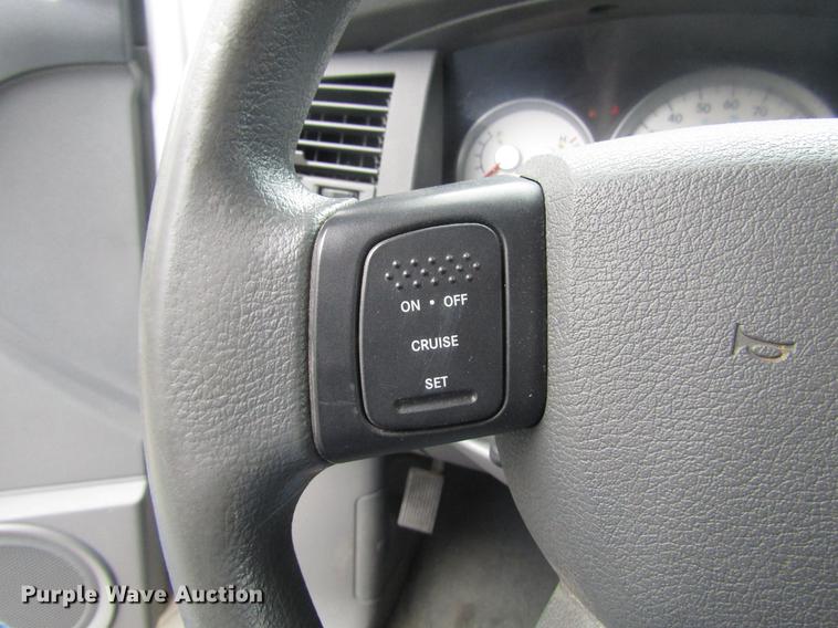 image for item DD7448 2004 Dodge Durango SLT SUV