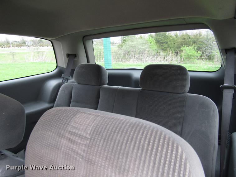 image for item DD7448 2004 Dodge Durango SLT SUV