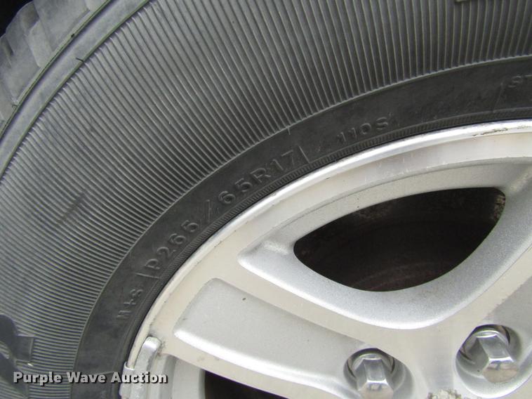 image for item DD7448 2004 Dodge Durango SLT SUV