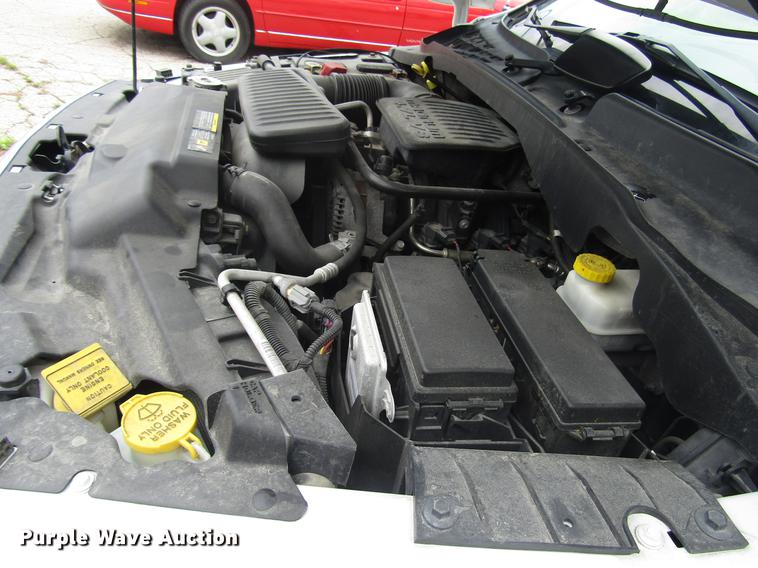 image for item DD7448 2004 Dodge Durango SLT SUV