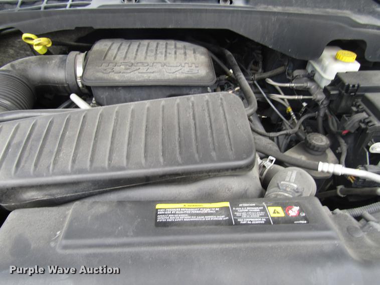 image for item DD7448 2004 Dodge Durango SLT SUV